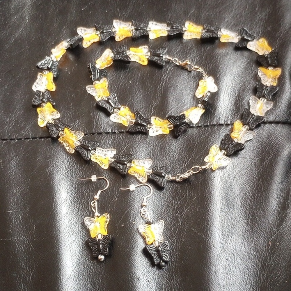 Butterfly Necklace and Earring Set - Black and Yellow